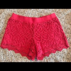 Lilly Pulitzer pink lace shorts size XS